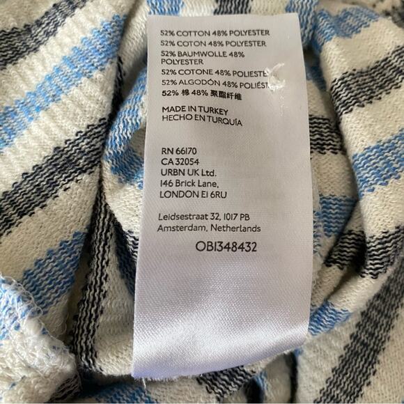 Free People Boys Lie Blue Cream Striped Boardwalk Button-Up Romper size XS - Picture 7 of 8